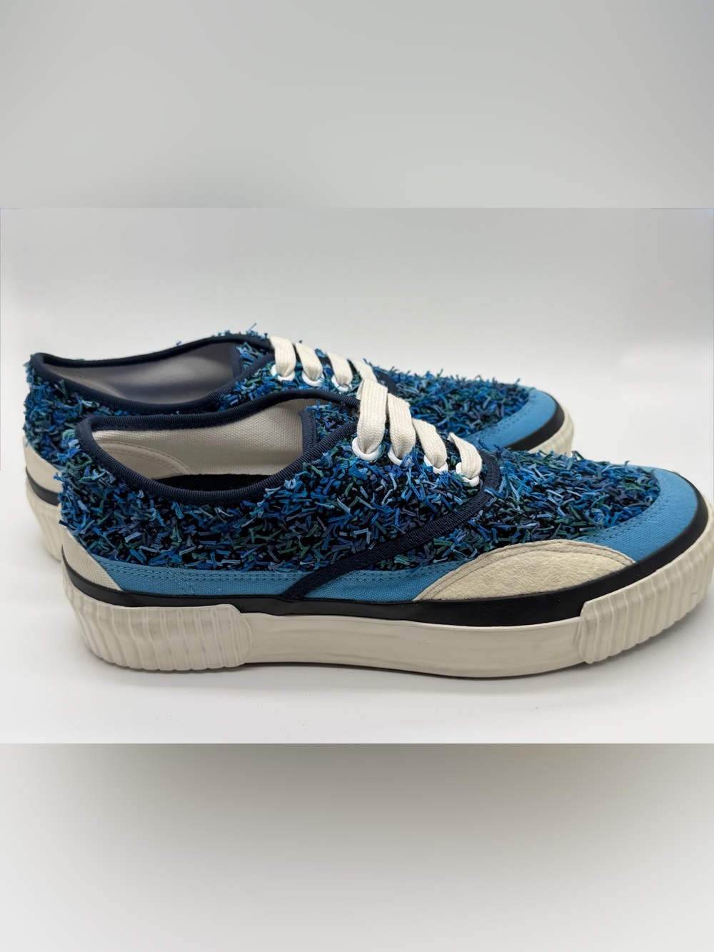 Julien David iNKA low cut Blue Textured Lace-Up Sneakers